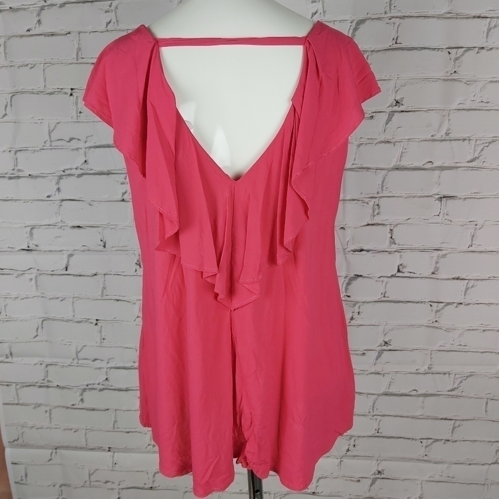 BCBGENERATION‎ Ruffled Top - Picture 2 of 9